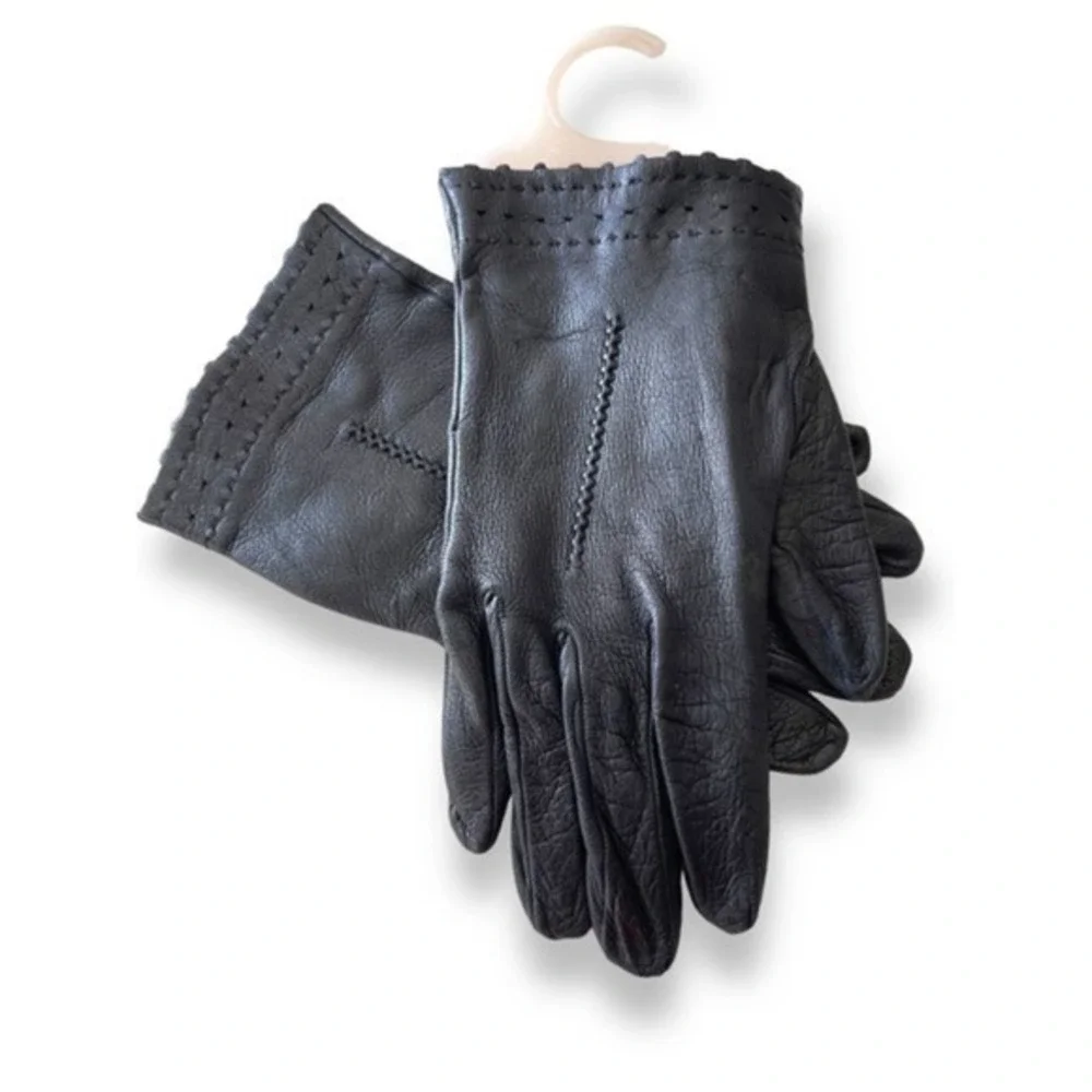 Vintage Detailed Cutout Above Wrist Black Driving Gloves 1960’s Ruffle